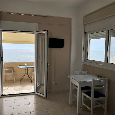 Apartamento Pelini Kalamaki  Exterior foto